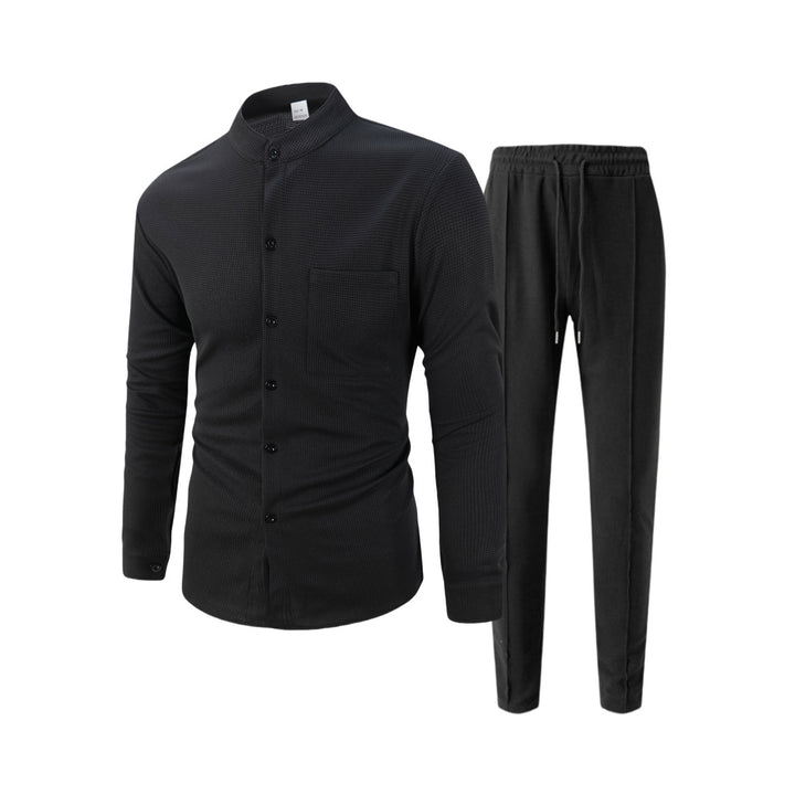 Comfortable nightwear for men with breathable top and elastic pants Lune London