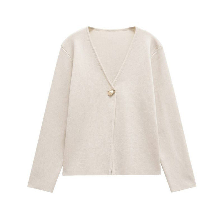 Ladies elegant cardigan with V-neck and decorative button Lune London