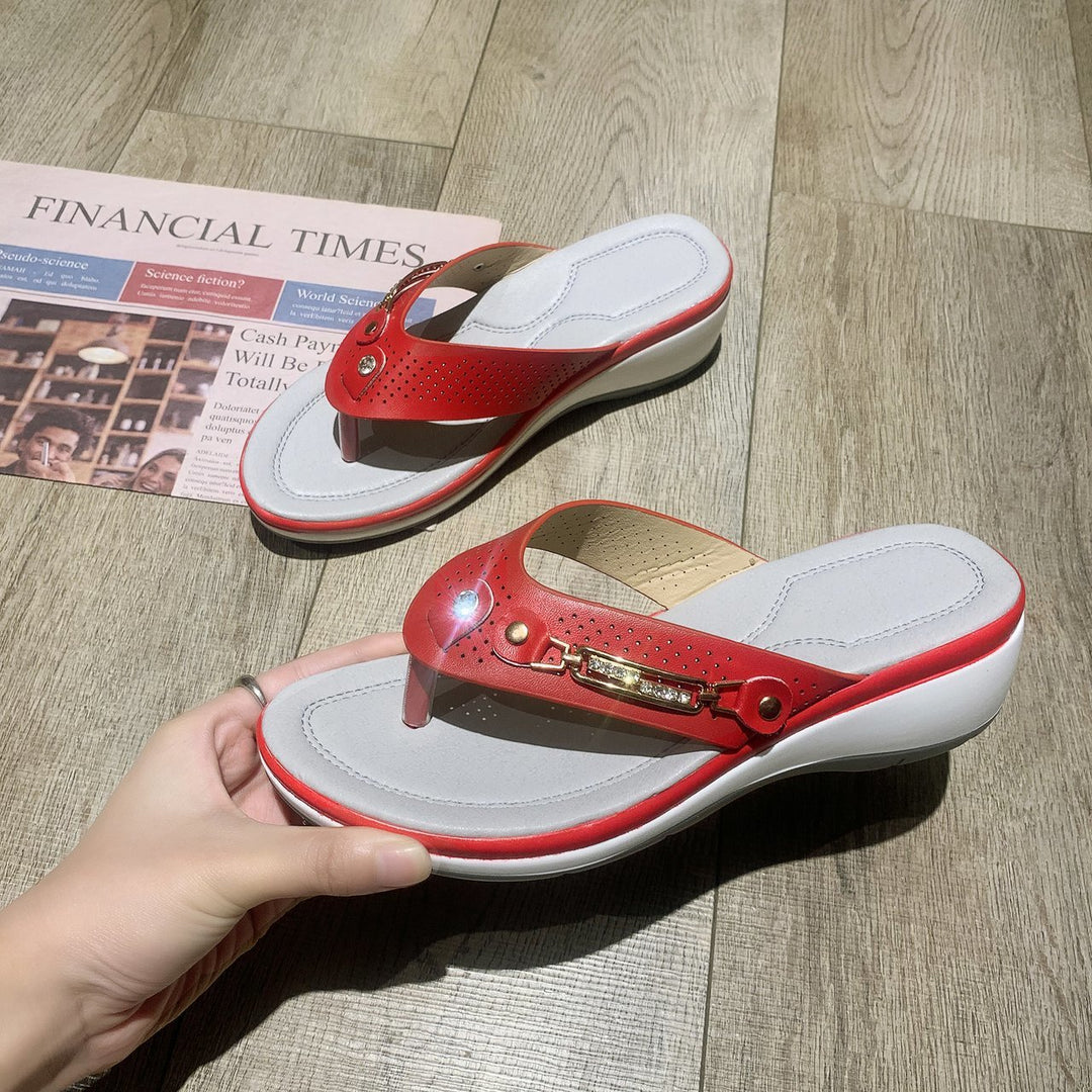 Comfortable strap sandals for women with decorative details and an ergonomic sole Lune London