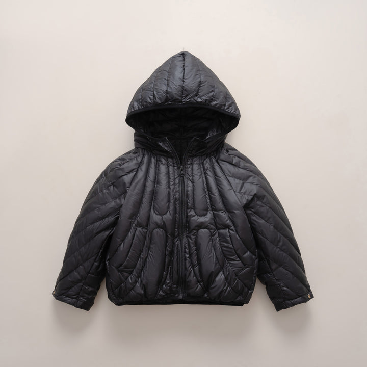 Women's quilted jacket with hood and chic and stylish design