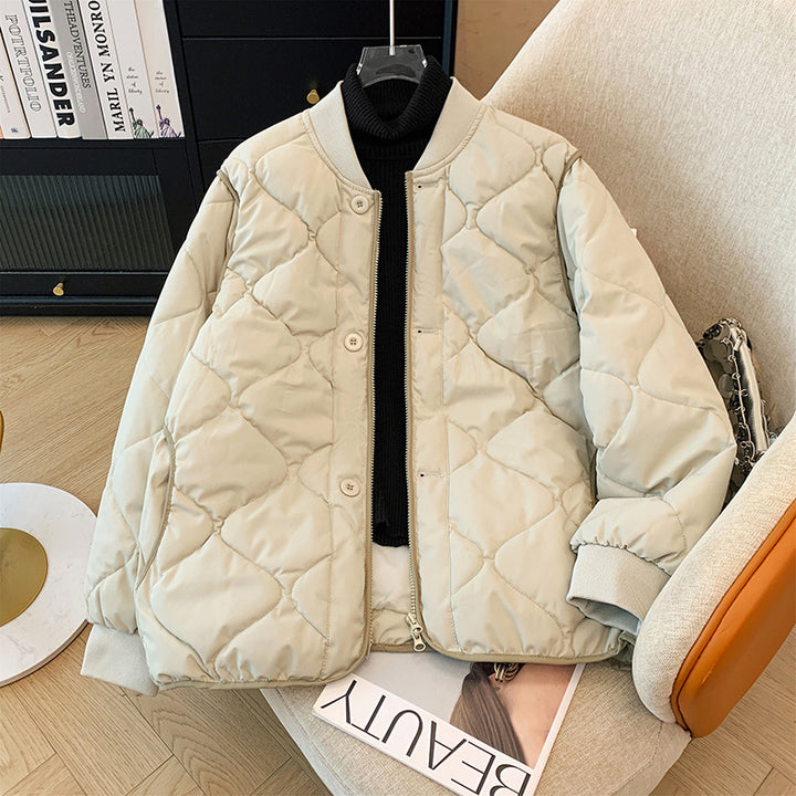 Ladies quilted jacket with zip and practical pockets Lune London