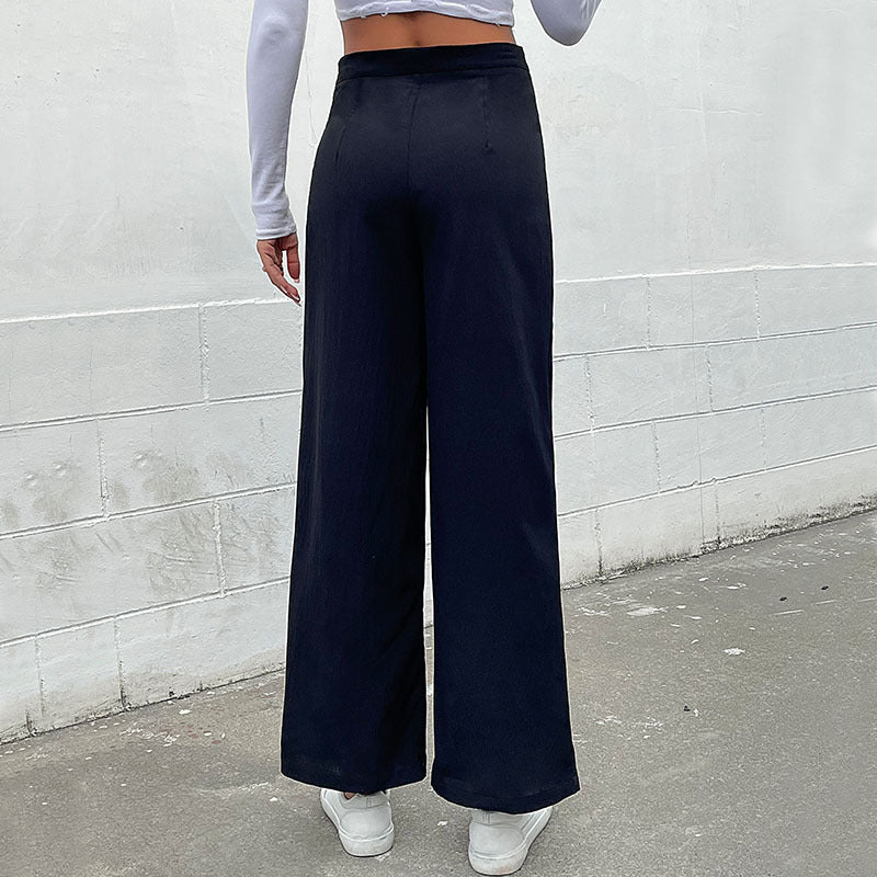 Lune London fitted wide-leg pants for women with button details