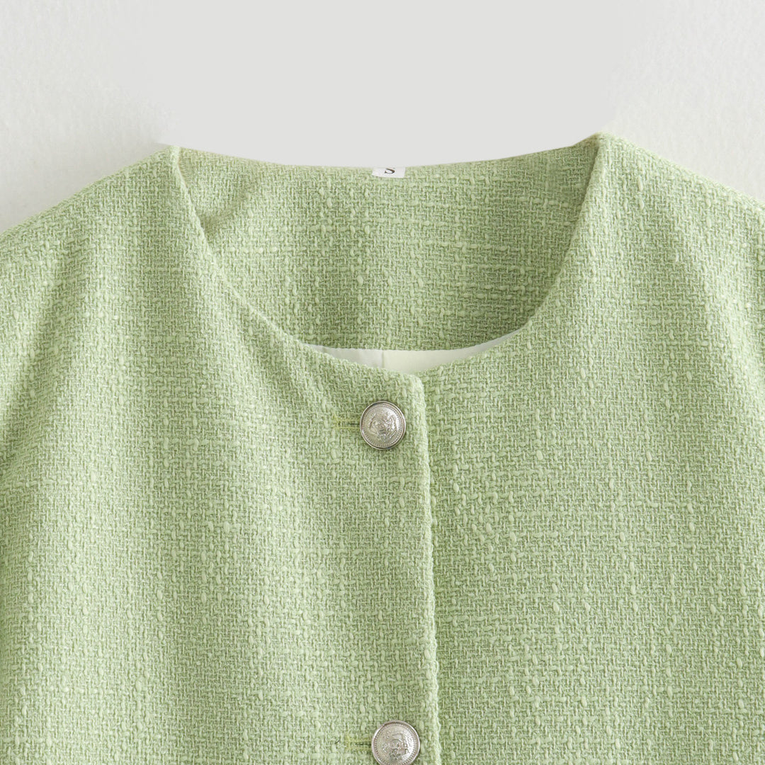 Short jacket for women with textured surface and large pockets Lune London