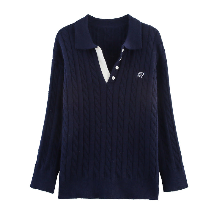 Knitted pajama set for women with classic pattern and elegant collar Lune London