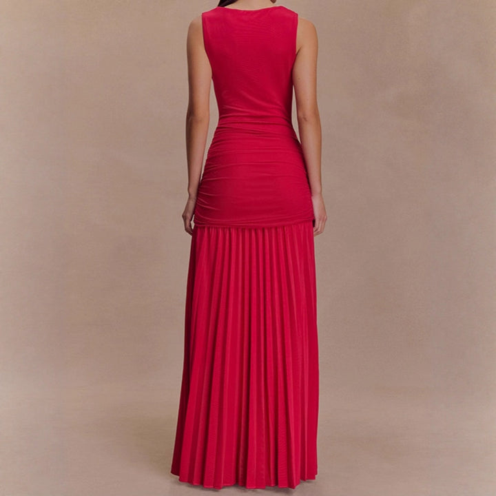 Elegant maxi dress for ladies with refined draping and a fitted cut Lune London