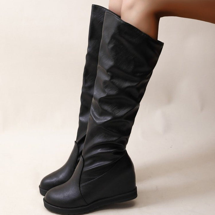 Long boots for women with a beautiful gathered effect and an elegant block heel Lune London