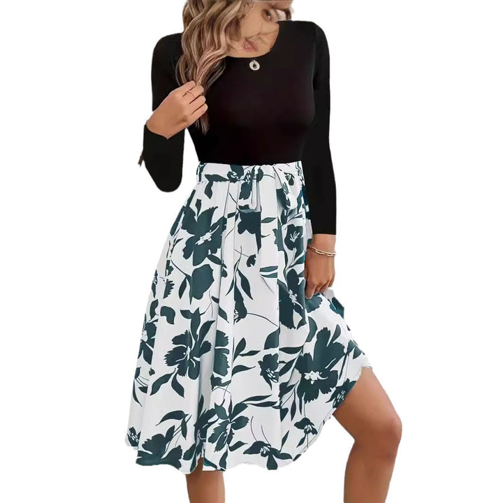 Women's set consisting of a long-sleeved top and a casual floral skirt Lune London