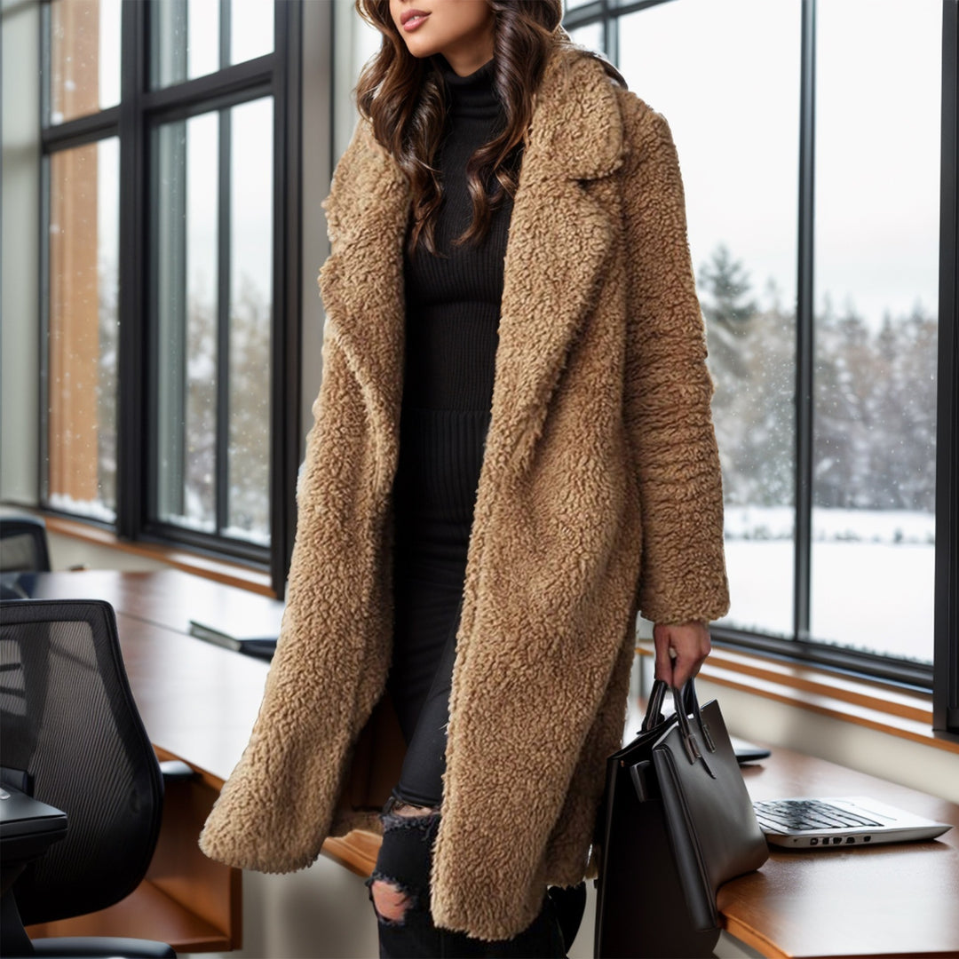 Cozy coat for women in faux fur Lune London