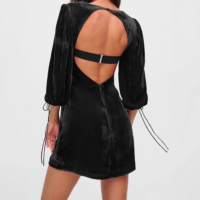 Short velvet dress for women with puff sleeves and square neckline Lune London