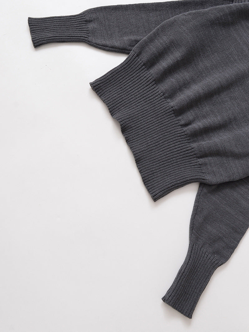 Casual oversized sweater for women in soft knit material Lune London