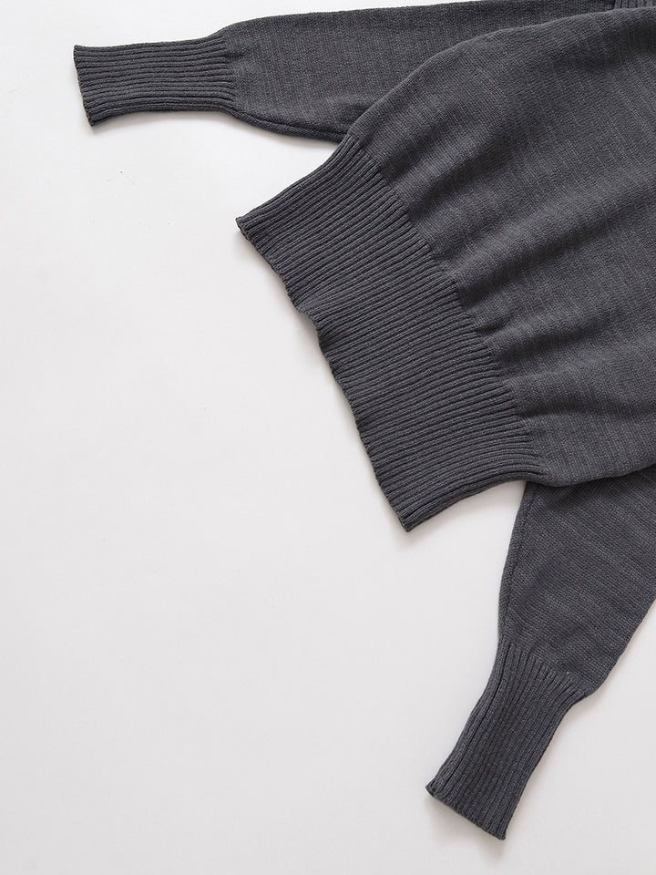 Casual oversized sweater for women in soft knit material Lune London