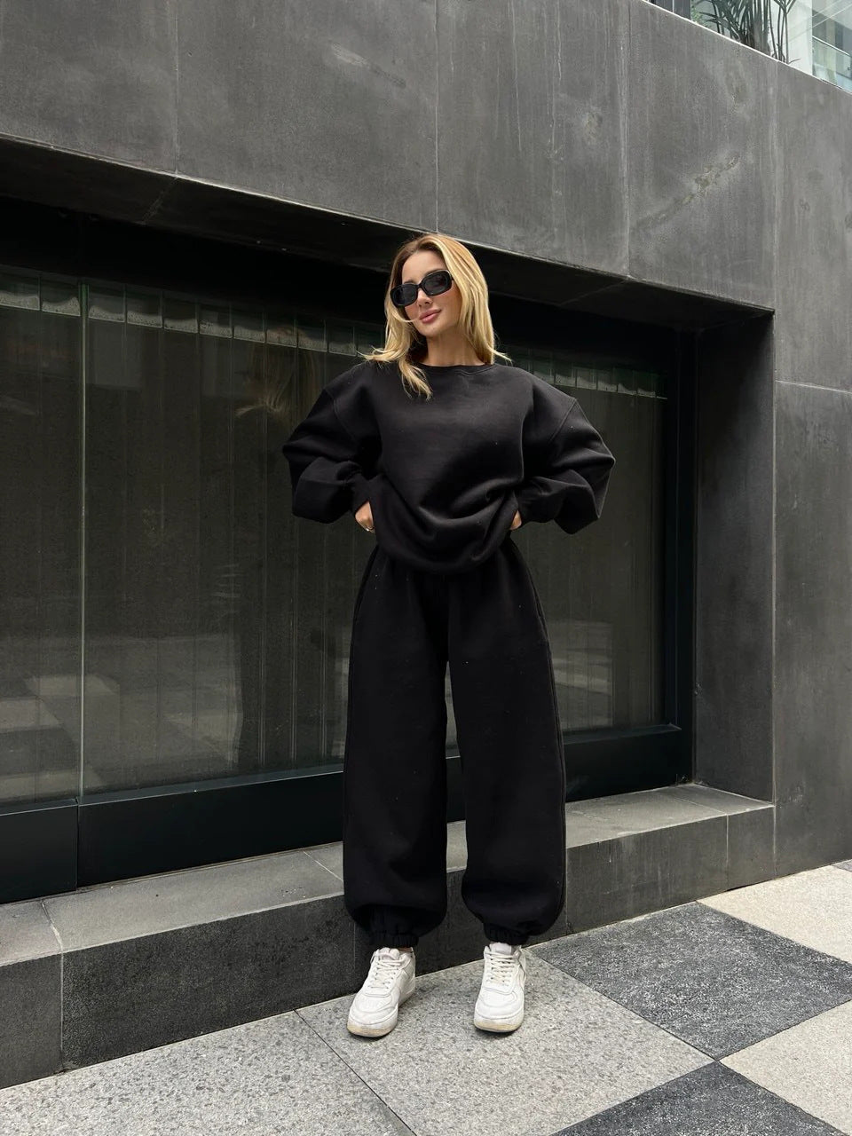 Lune London oversized casual sweatshirt and jogging set for women