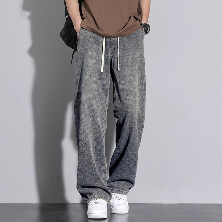 Men's Relaxed Fit Casual Chic Jeans and Style