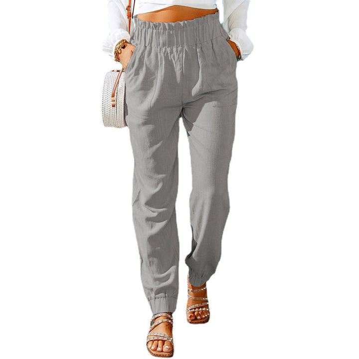 Casual women's pants with elastic waist and practical pockets Lune London