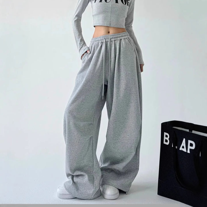 Ladies Wide and Casual Chic Jogging Pants