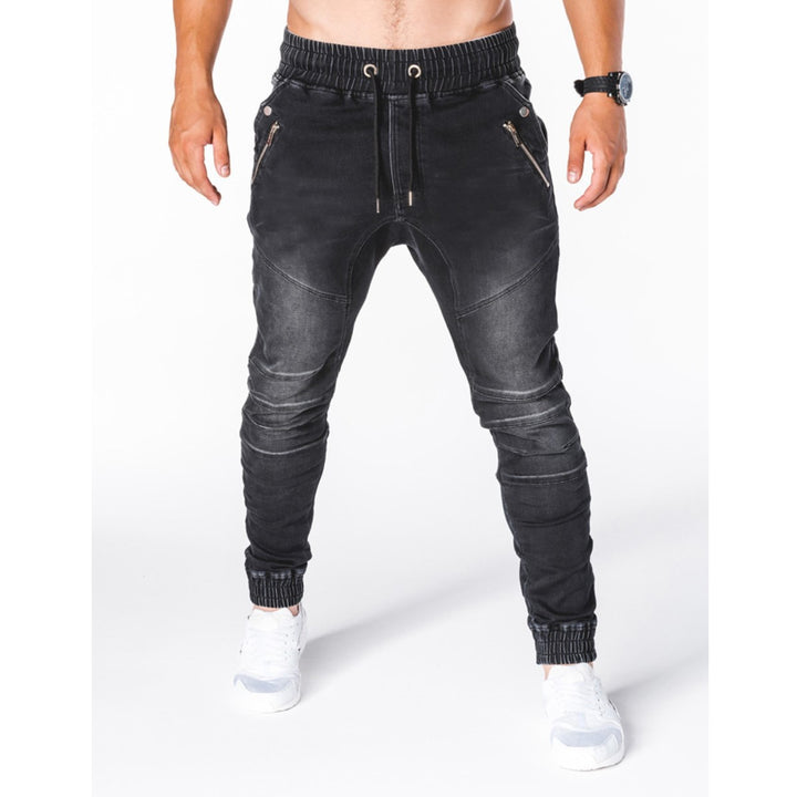 Men's jogger pants in a modern skinny fit with a stretchy cotton blend and sporty details Lune London