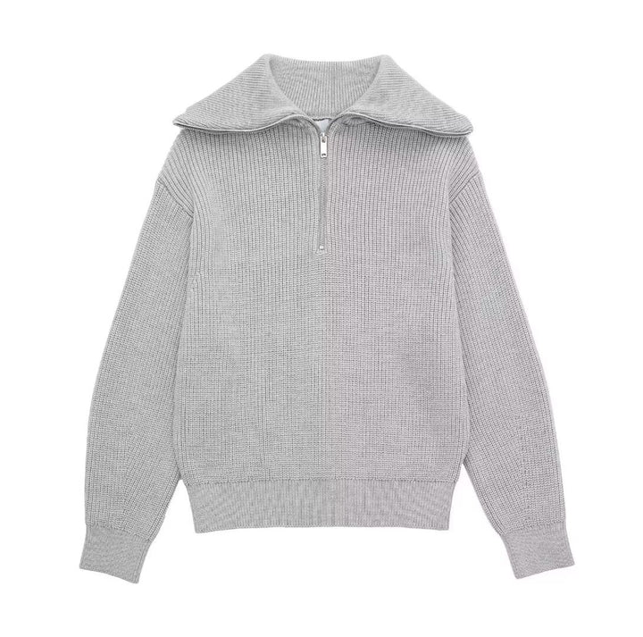 Knitted sweater for women with high collar and zipper Lune London