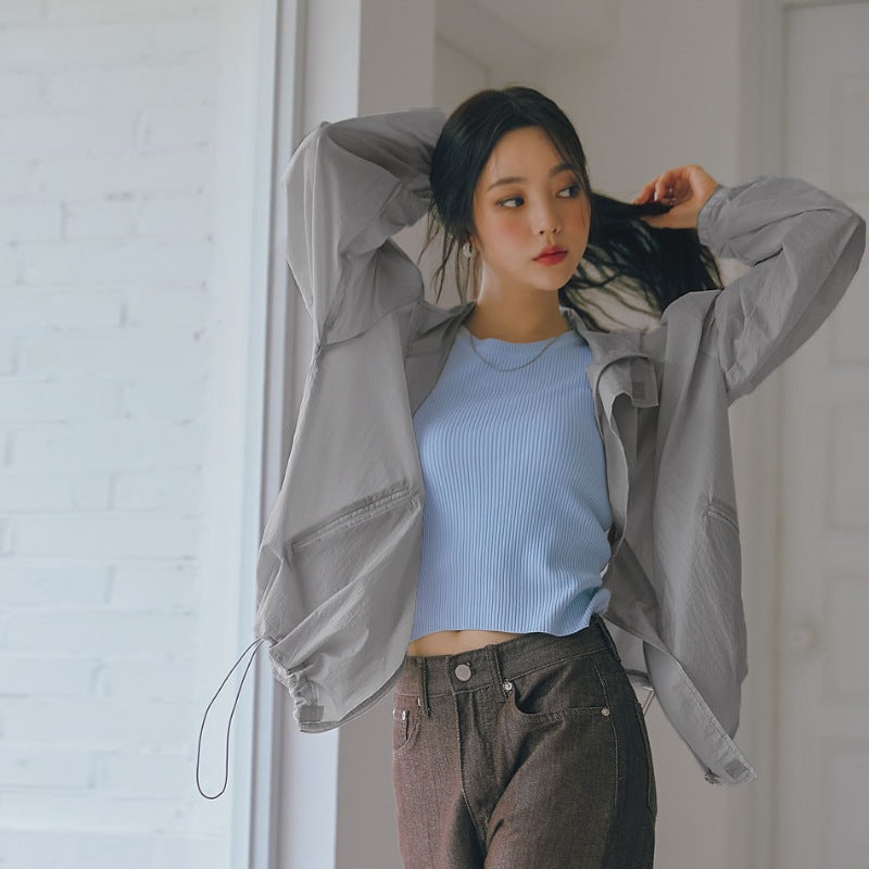 Veste à capuche légère et respirante pour femmes Chic & Stil