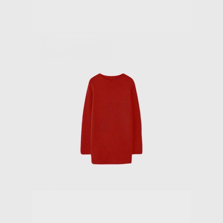 Comfortable knitted sweater for women with a loose fit and round neck Lune London