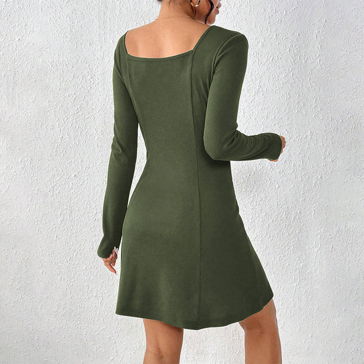 Robe à boutons pour femmes avec manches longues et décolleté carré Chic & Stil