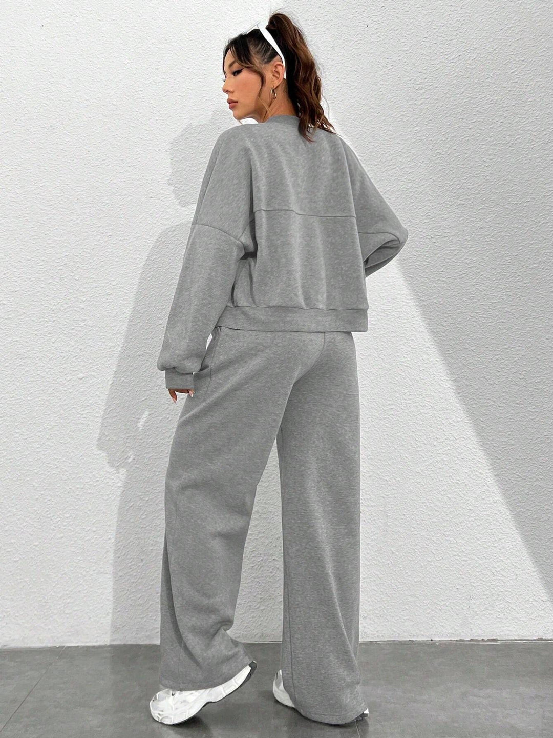 Ladies zip-up sporty hoodie with loose jogging pants Lune London