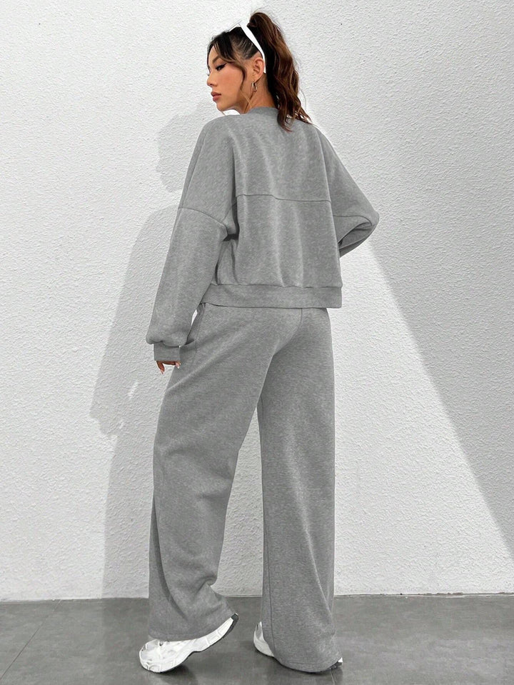Ladies zip-up sporty hoodie with loose jogging pants Lune London