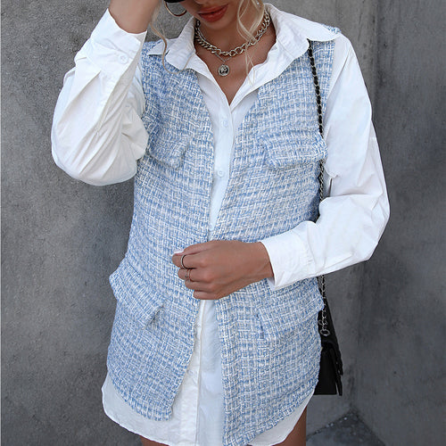 Classic design women's tweed cardigan with chest pockets and trendy cut Lune London