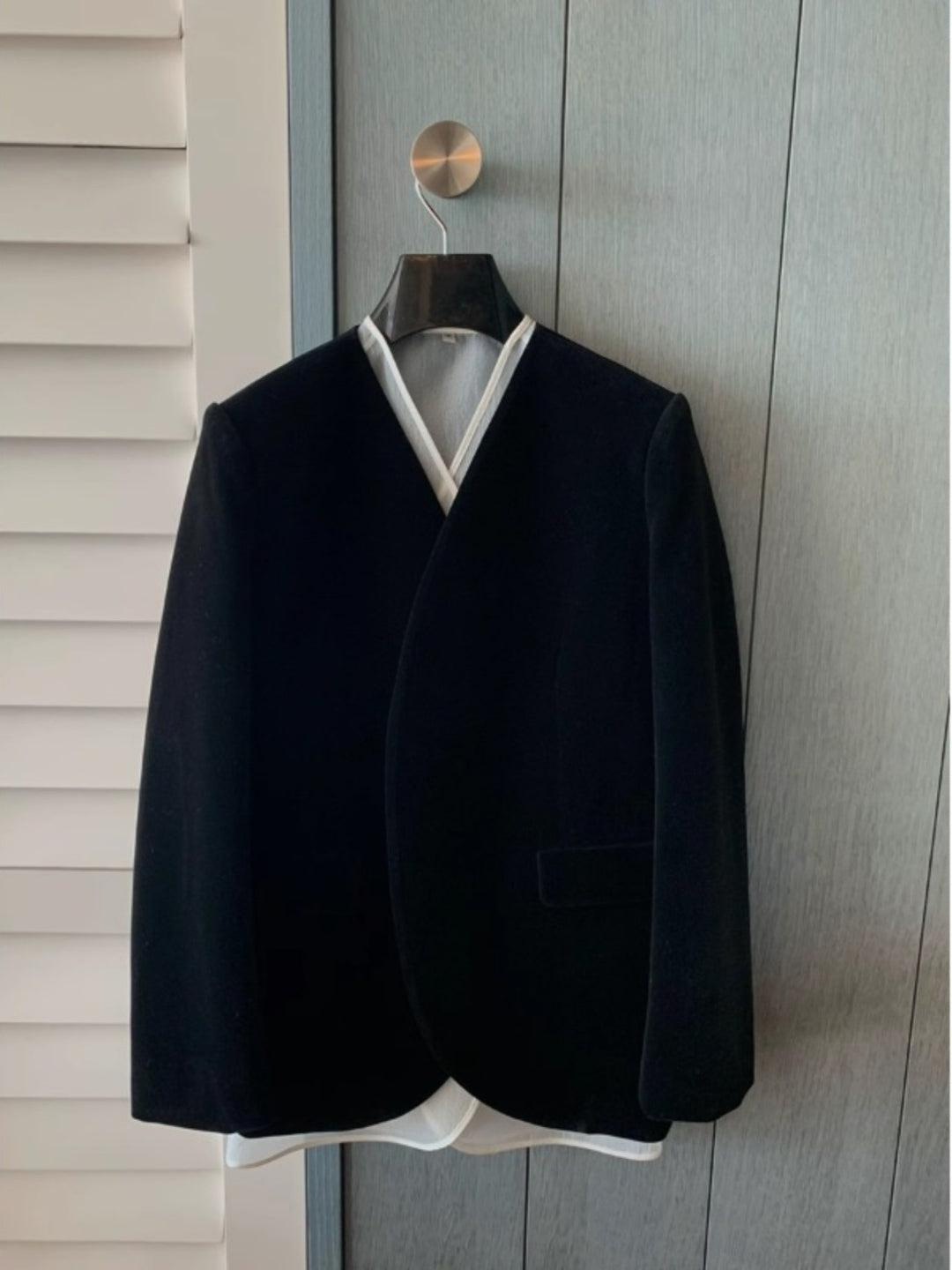 Trendy wrap jacket for women with textured design and elegant lapels Lune London