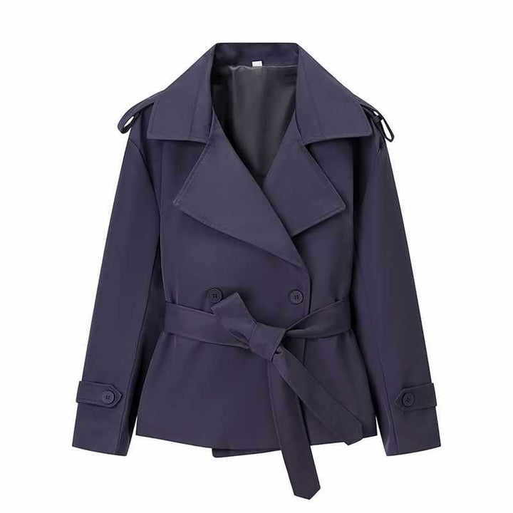 Elegant trench coat for ladies with a fitted cut and stylish details Lune London