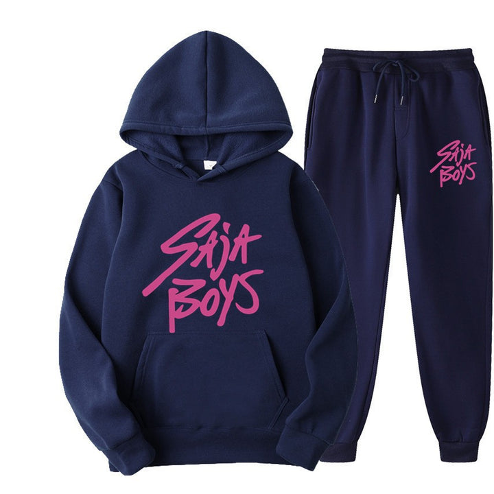Women's hoodie and jogger set with modern graphic print Chic & Stil