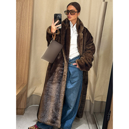 Oversized luxury faux fur coat for women Lune London