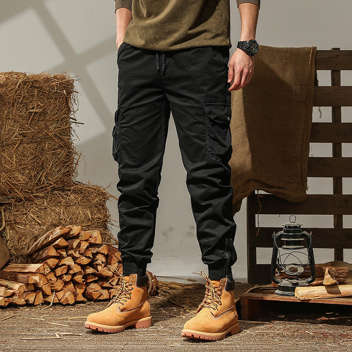 Men's cargo pants with several pockets Lune London