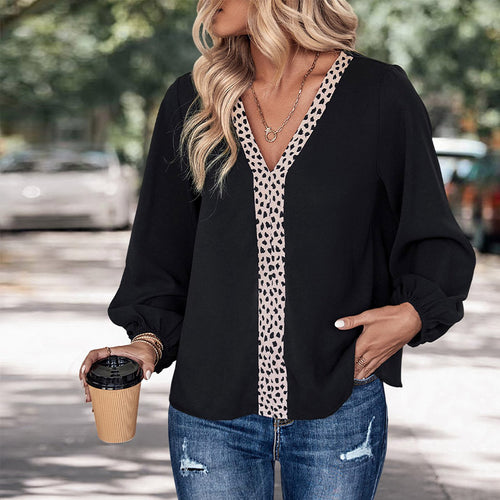 Casual blouse for women with elegant V-neck and stylish animal pattern Lune London