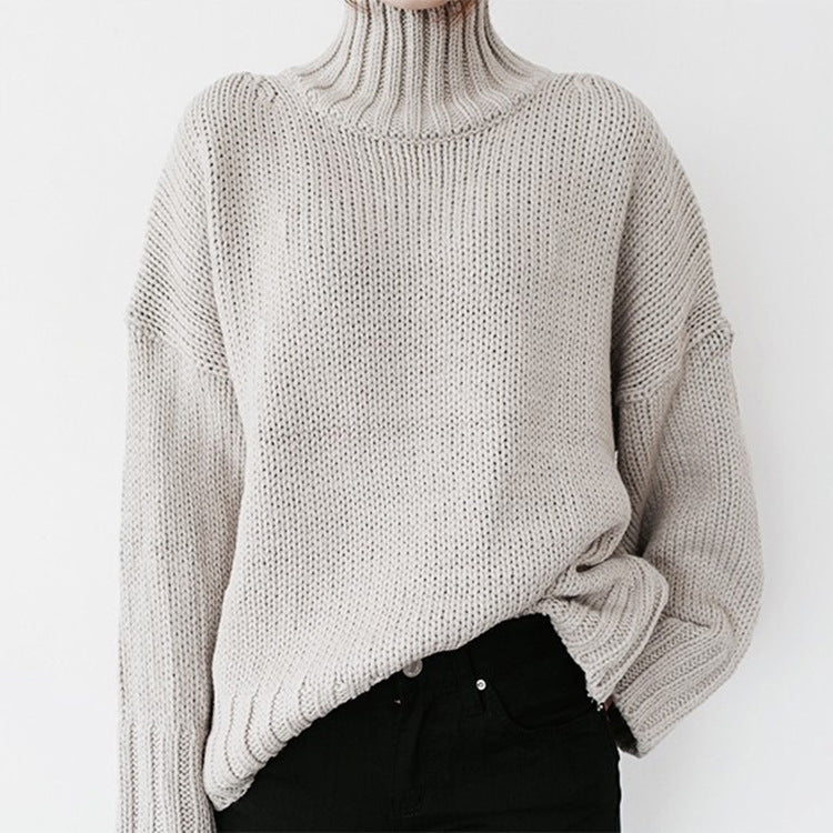 Ladies thick knit pullover with high collar and relaxed fit Lune London