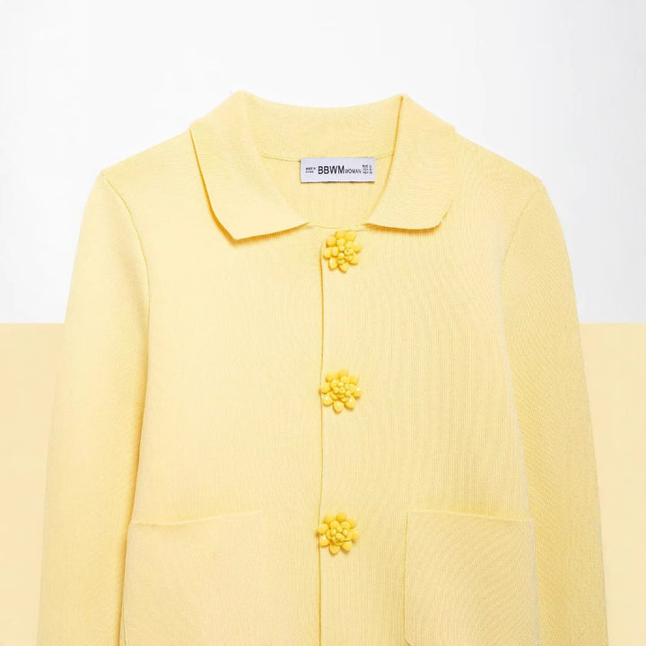 Elegant cardigan for women with decorative buttons Lune London