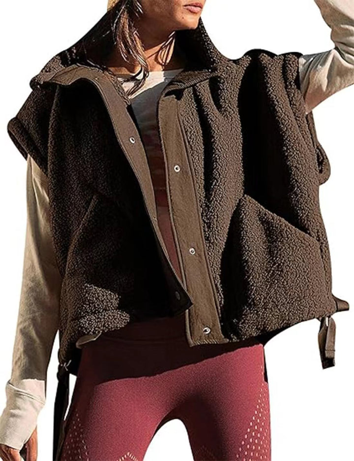 Casual teddy fleece vest for women with practical side pockets and adjustable size Lune London