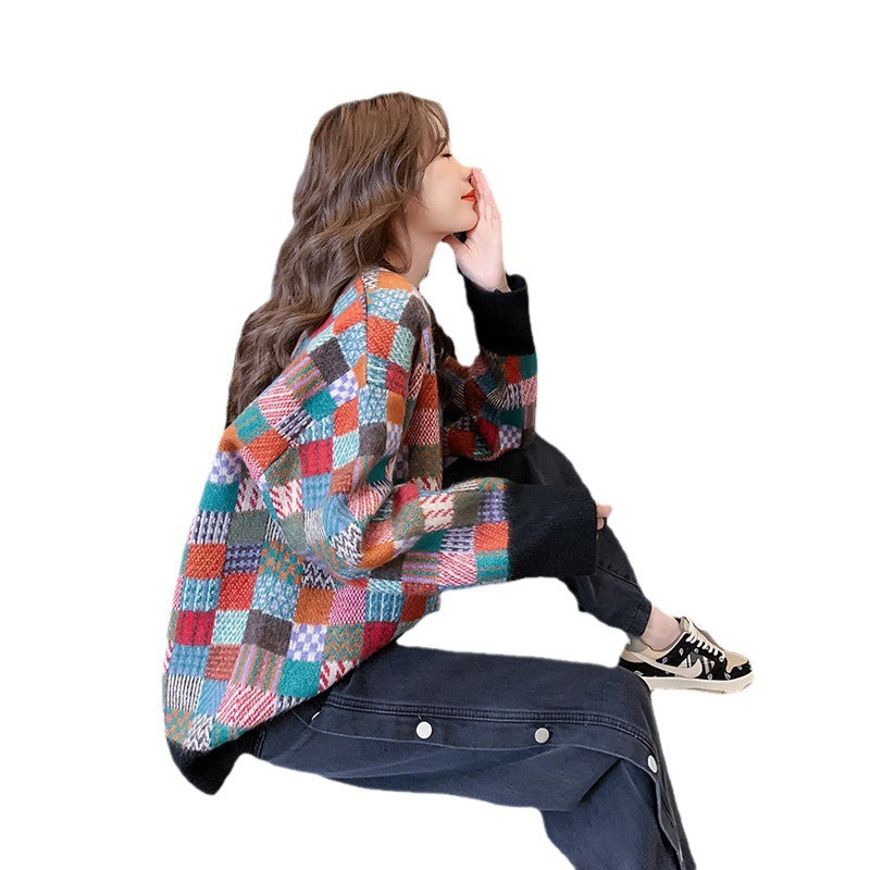 Pull féminin élégant avec motif à carreaux et coupe décontractée Chic & Stil