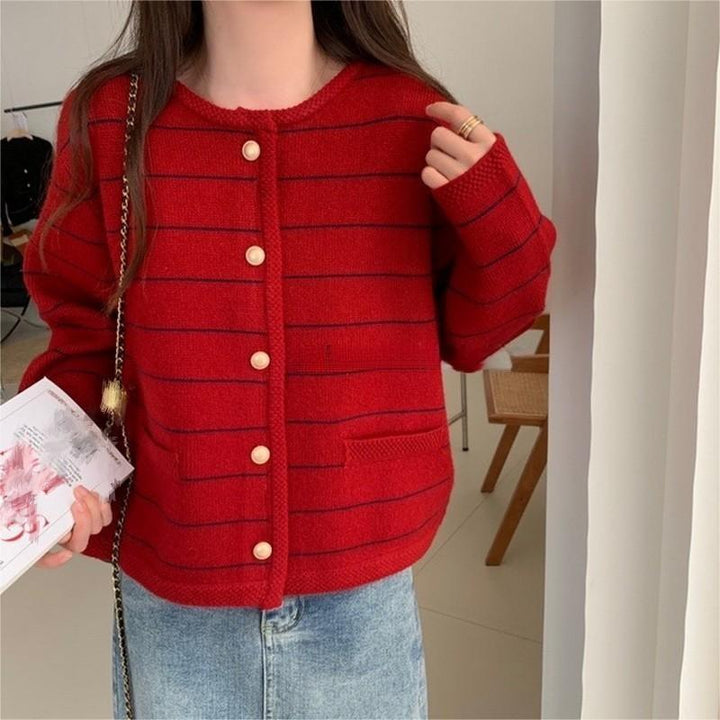 Ladies comfortable cardigan with fine stripes and practical pockets Lune London