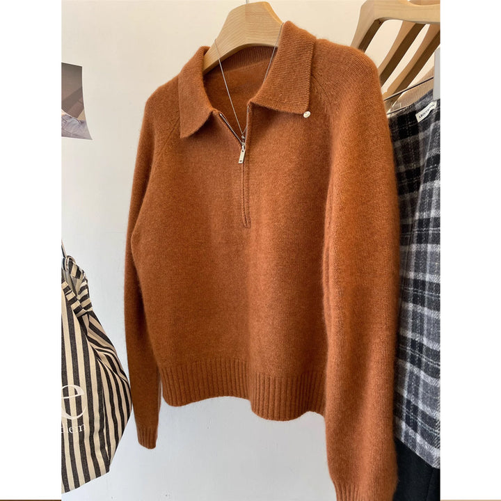 Comfortable sweater for women with high collar and short zipper Lune London
