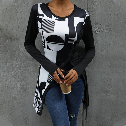 Ladies long modern t-shirt with geometric print and asymmetrical cut Lune London