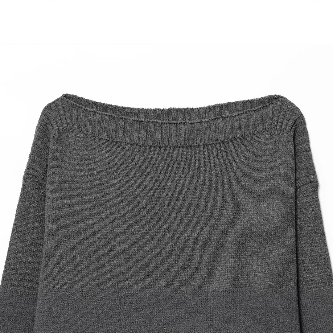 Comfortable knitted sweater for women with a loose fit and stylish finishes at the waist Lune London