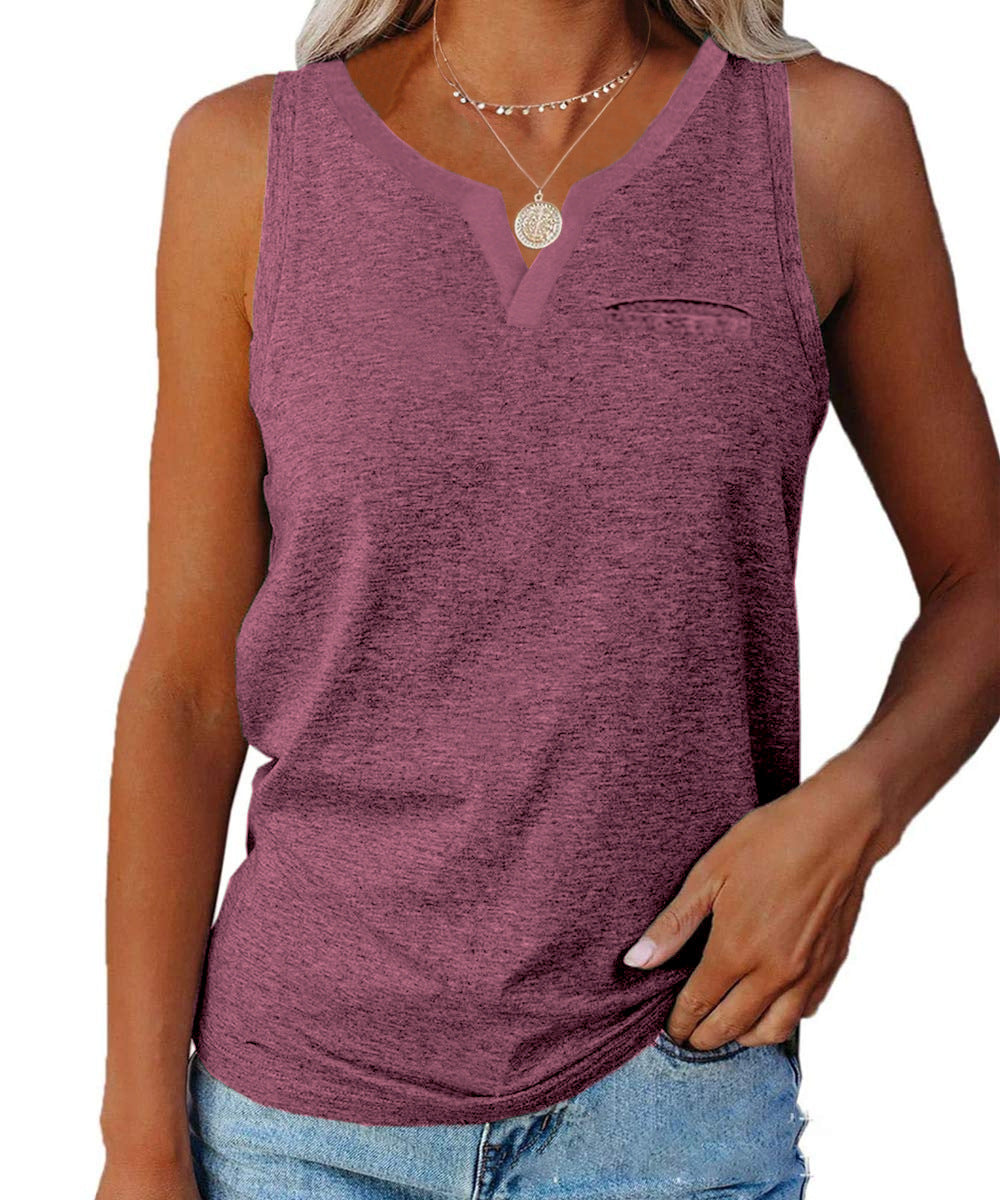 Casual women’s T-shirt with V-neck and chest pocket Lune London