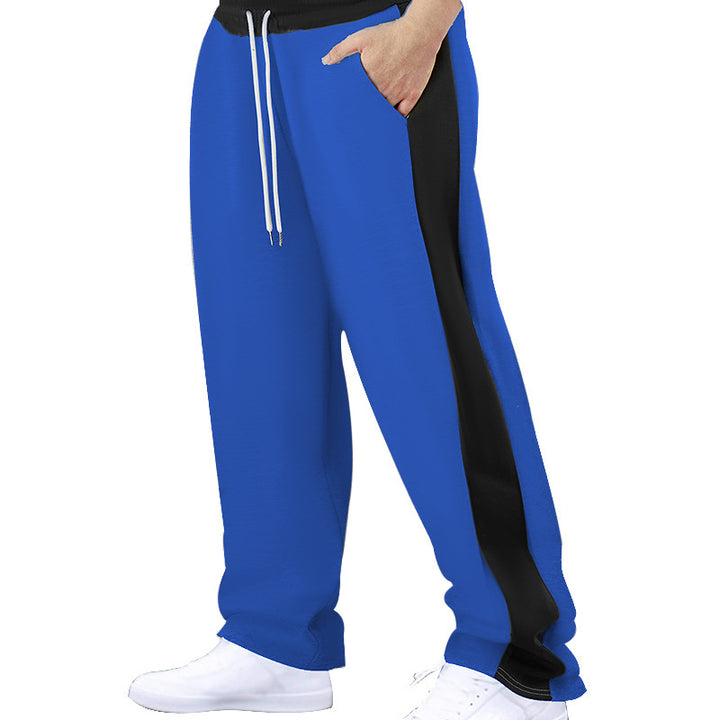 Comfortable sports sweatpants for men with elastic waistband and practical pockets Lune London