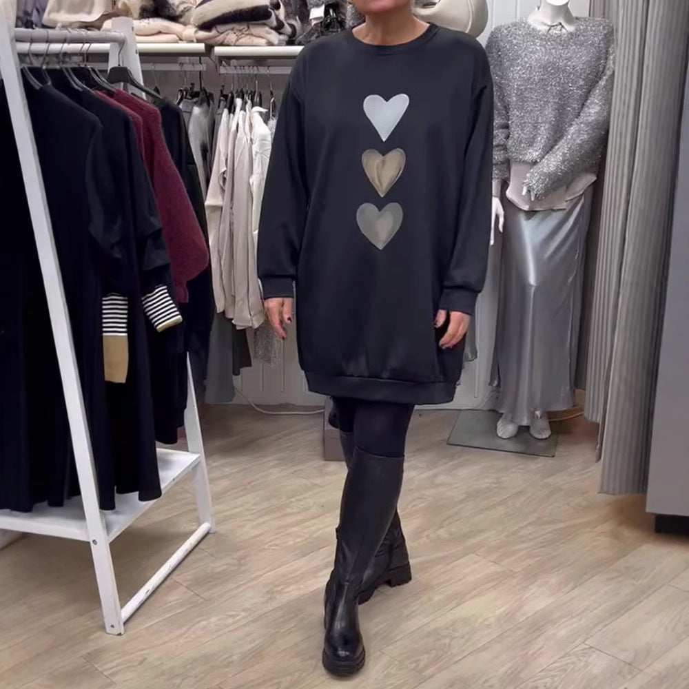 T-shirt à capuche pour femmes avec motifs de cœur et coupe ample Chic & Stil