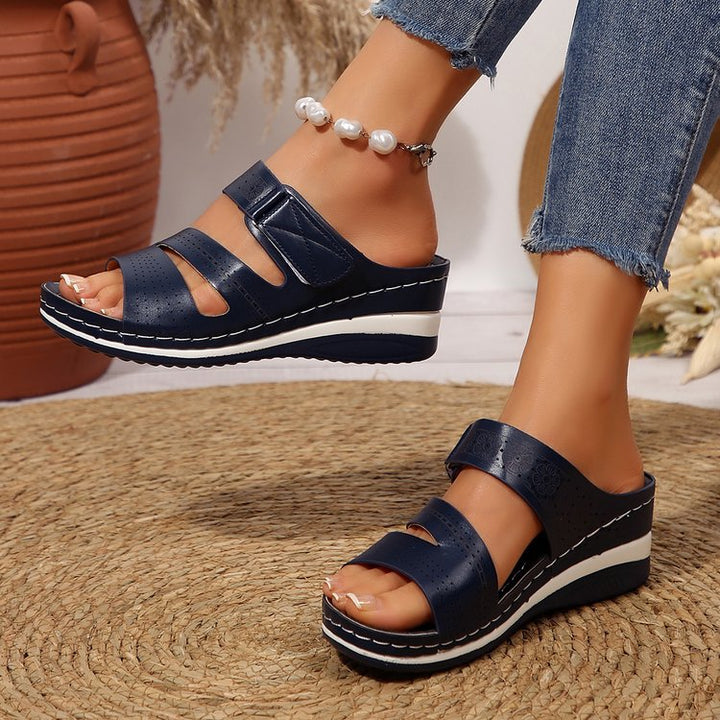 Comfortable wedge heel sandals for women with adjustable strap and breathable surface structure Lune London