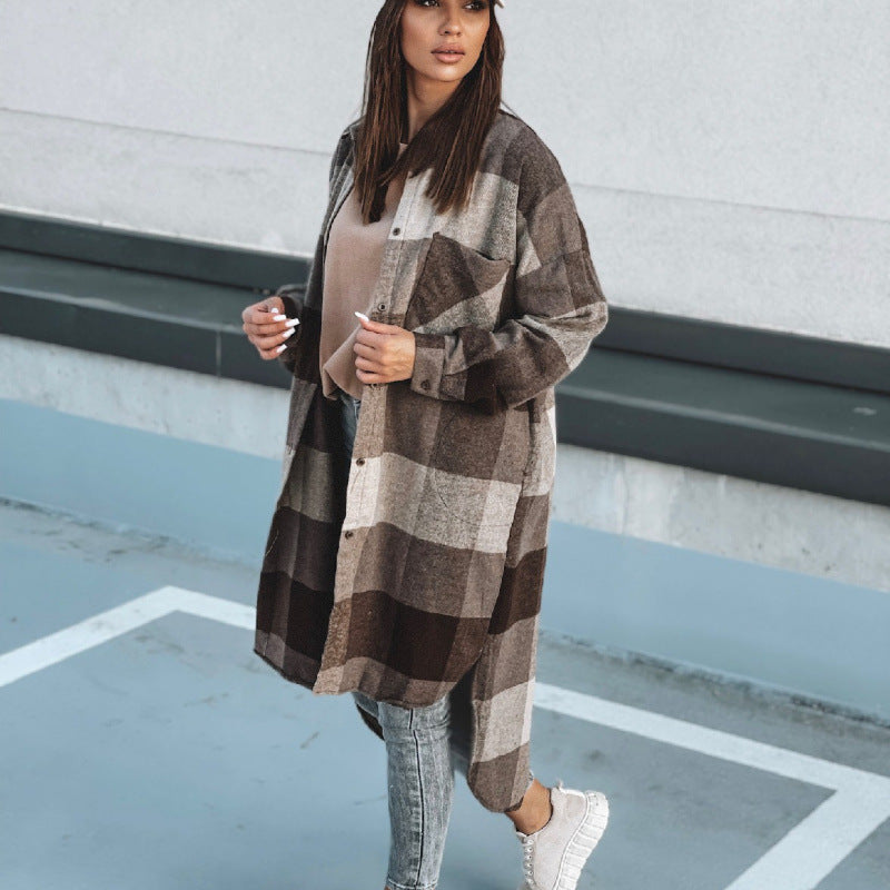 Long checkered winter coat for women with buttonhole design and loose fit Lune London