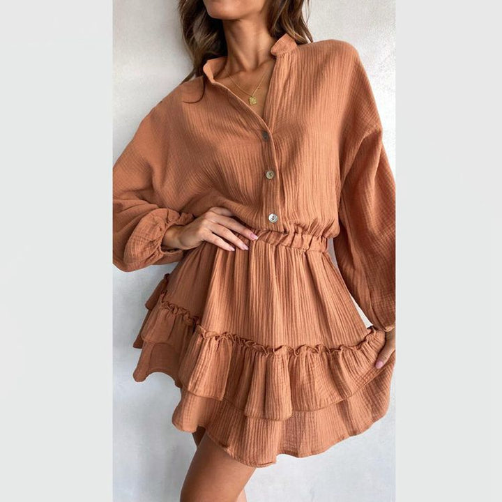 Robe-blouse pour femmes avec détails froncés et coupe cintrée Chic & Stil