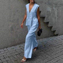 Ladies Elegant Linen Pantsuit Chic and Stylish