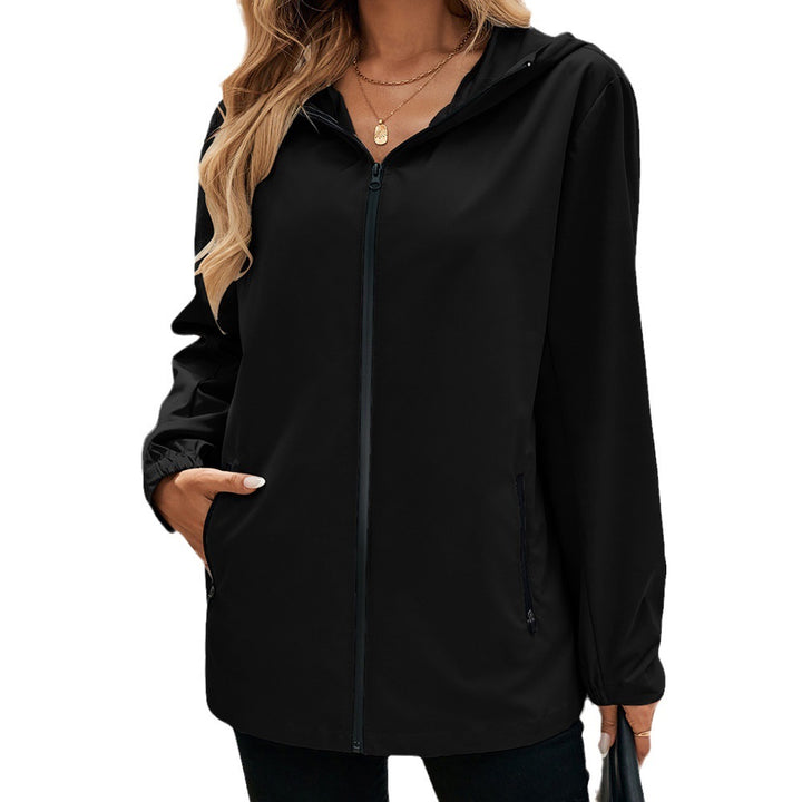 Lightweight transitional jacket for women with hood and practical pockets Lune London