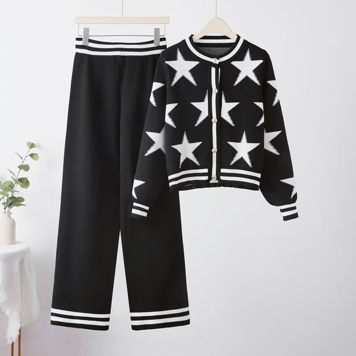 Knitted loungewear set with star patterns and contrasting details for ladies Lune London